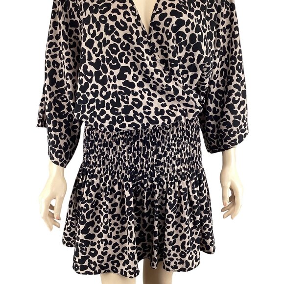 Buddy Love Dress Size Medium Lenox Smocked‎ Waist Bell Sleeves V-Neck - Picture 7 of 7